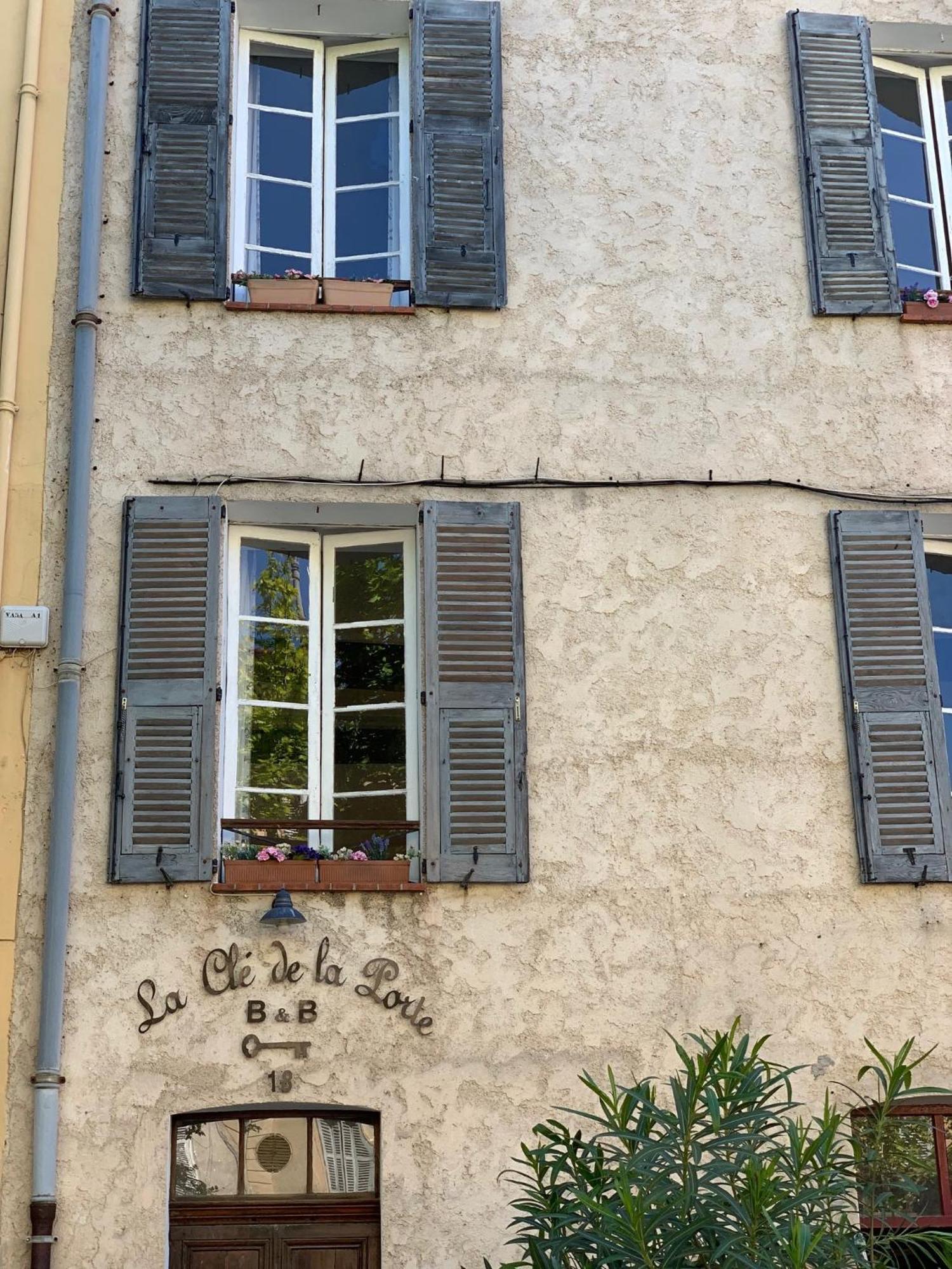La Cle De La Porte B&B Antibes Luaran gambar