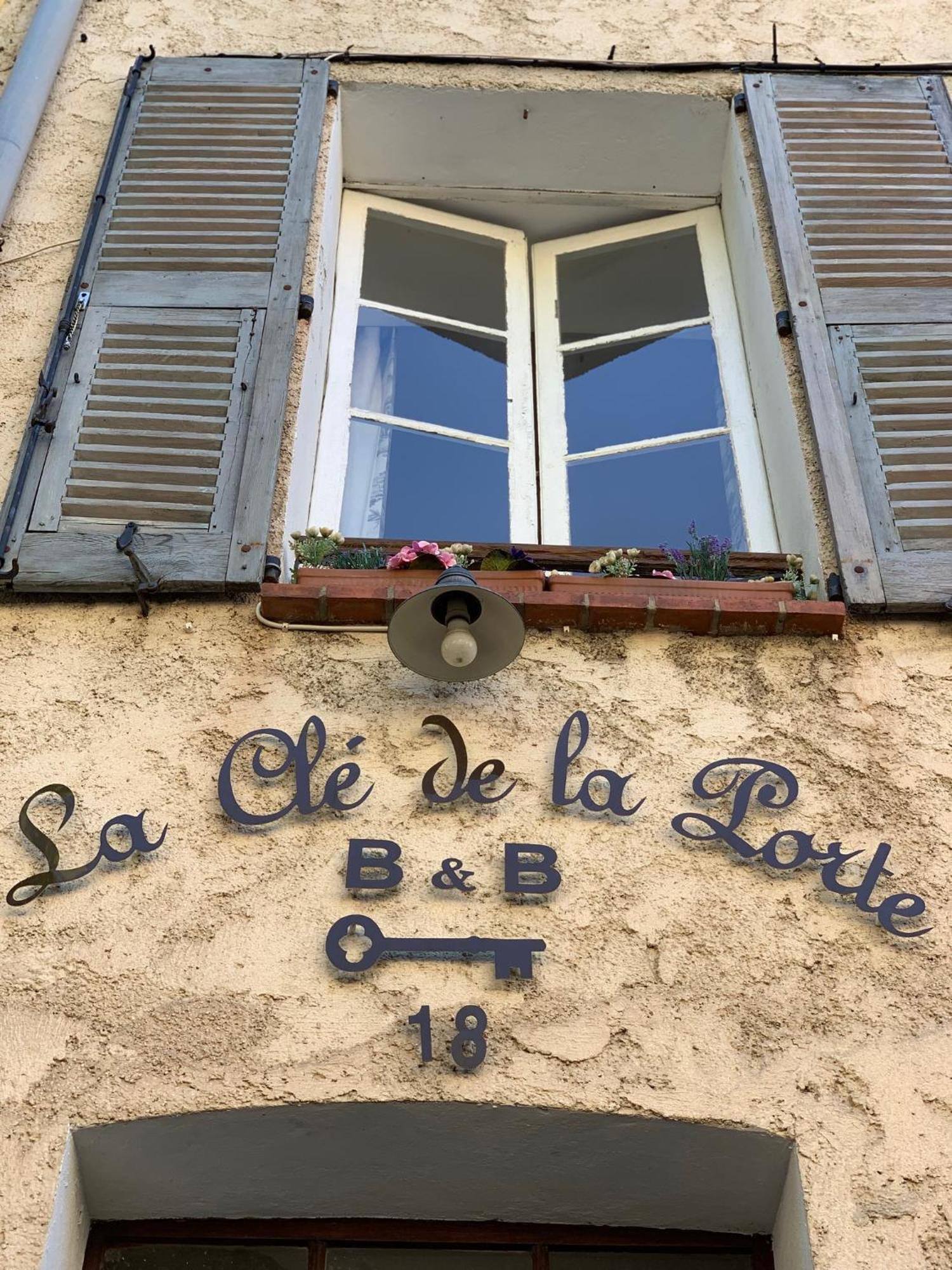 La Cle De La Porte B&B Antibes Luaran gambar