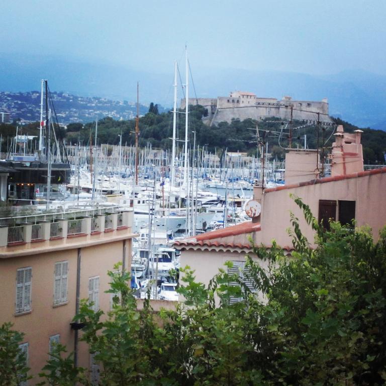 La Cle De La Porte B&B Antibes Luaran gambar